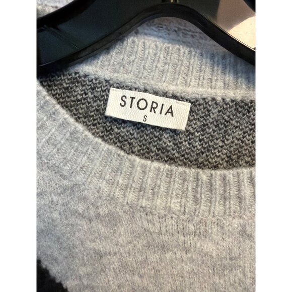 Storia Lightning Bolt Sweater Size S - Picture 2 of 4